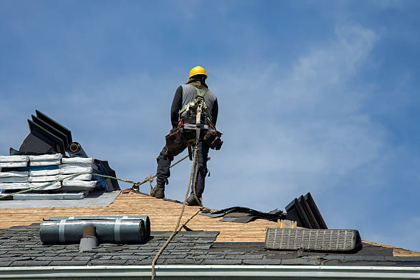 Professional Gutter Installation technician working in Lawrenceville, NJ